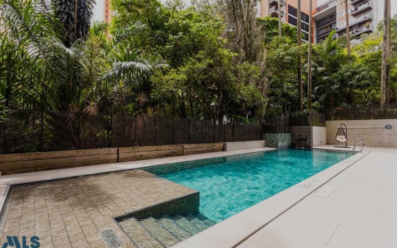 Apartamento en Medellín en Milla de oro