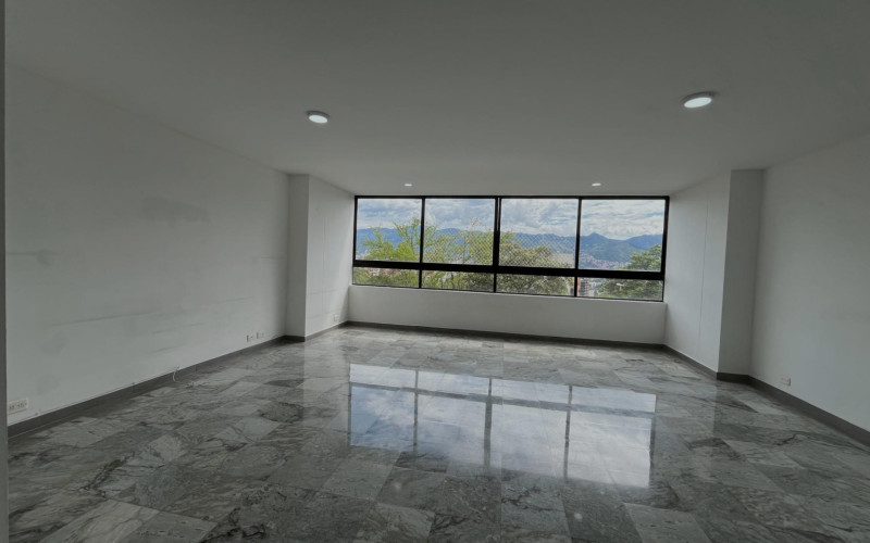 Apartamento en Medellín en Las Lomas Nº 1