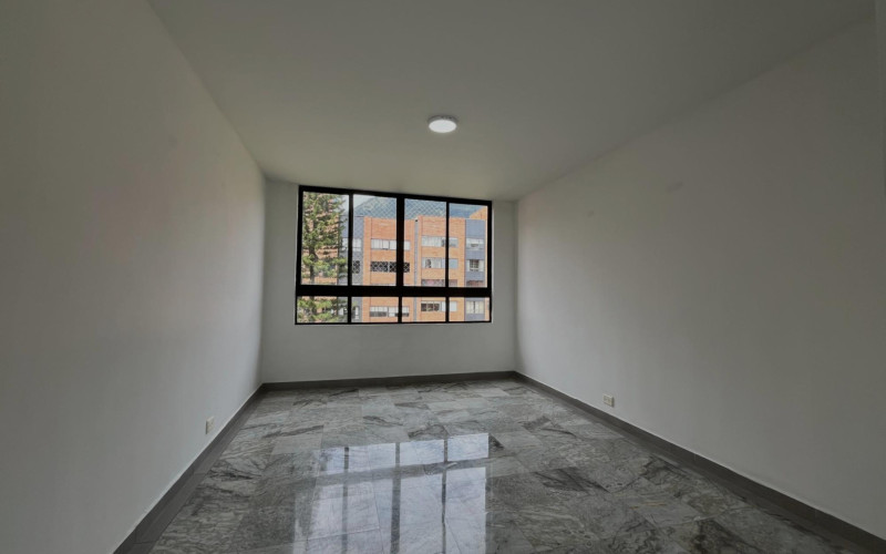 Apartamento en Medellín en Las Lomas Nº 1