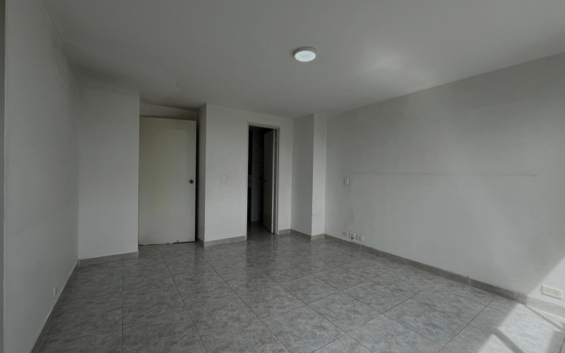Apartamento en Medellín en Las Lomas Nº 1