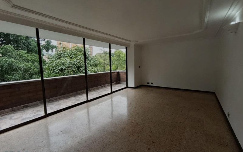Apartamento en Medellín en Conquistadores