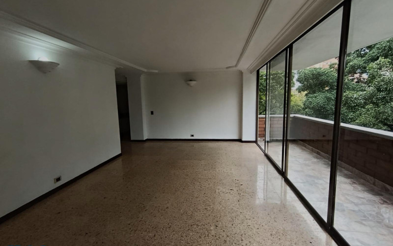 Apartamento en Medellín en Conquistadores