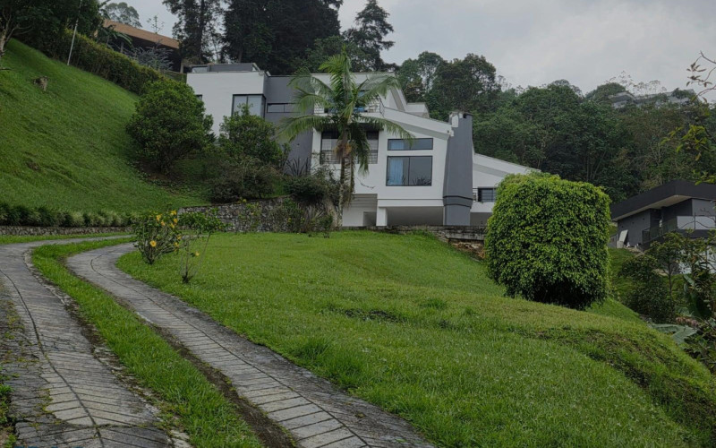 Casa en Medellín en Las Palmas