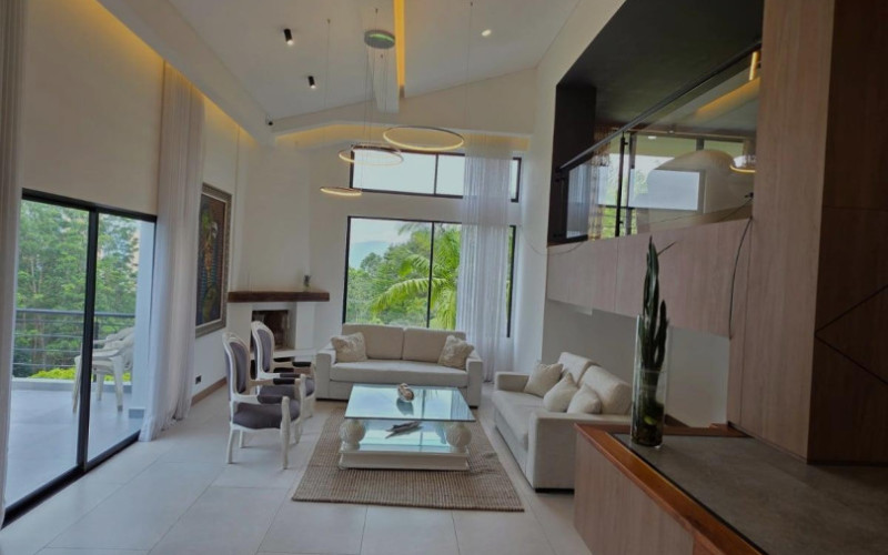 Casa en Medellín en Las Palmas