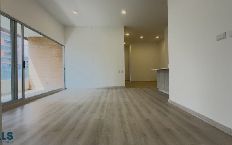 Apartamento en Medellín en Ciudad del Rio