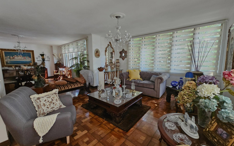 Apartamento en Medellín en Laureles