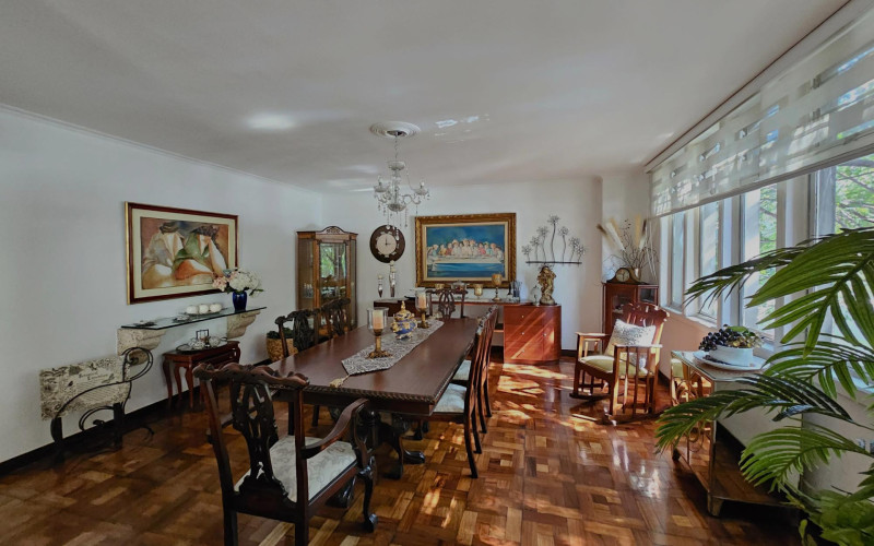Apartamento en Medellín en Laureles