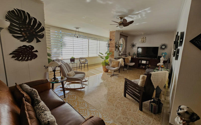 Apartamento en Medellín en Laureles