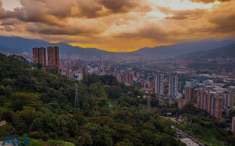 Apartamento en Medellín en Las Palmas