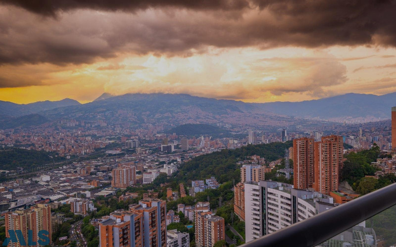 Apartamento en Medellín en Las Palmas