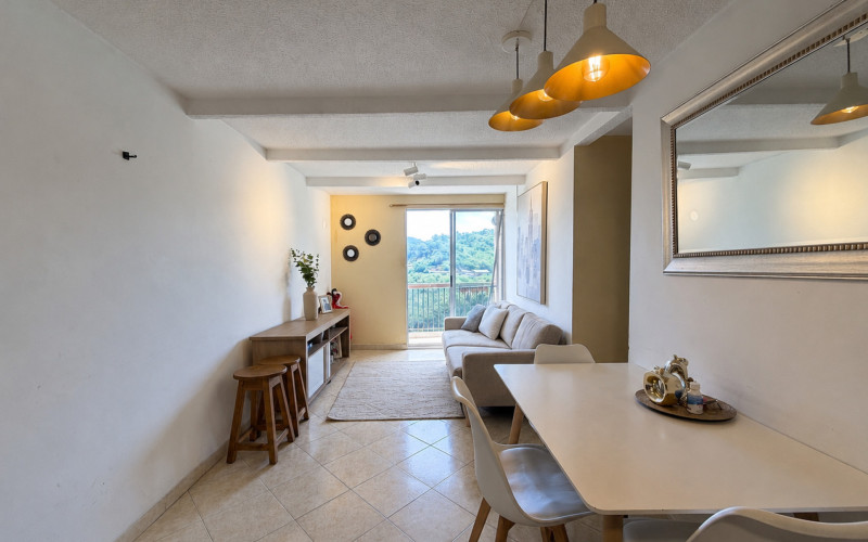 3-Bedroom Apartment for Sale in Los Colores, Medellín | Mountain Views & Parking