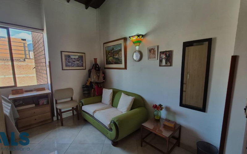 Apartamento en Medellín en Laureles
