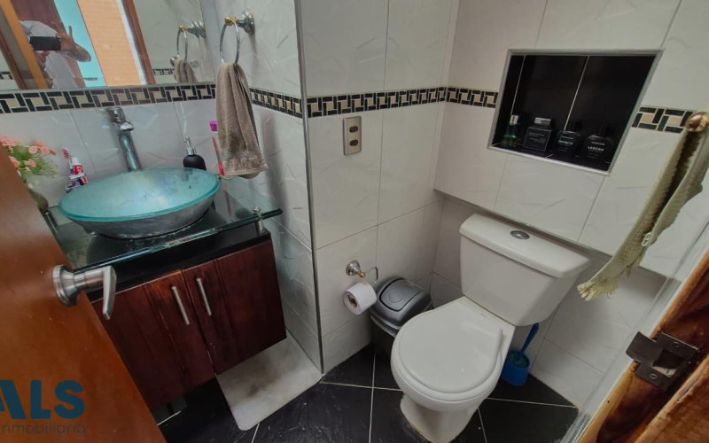 Apartamento en Medellín en Laureles