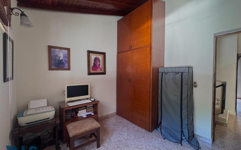 Casa en Envigado en Loma del Barro