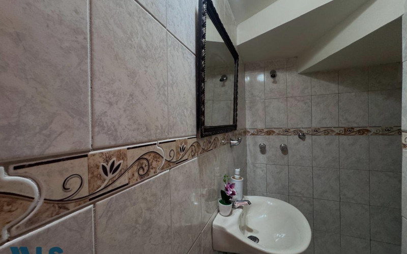 Casa en Envigado en Loma del Barro