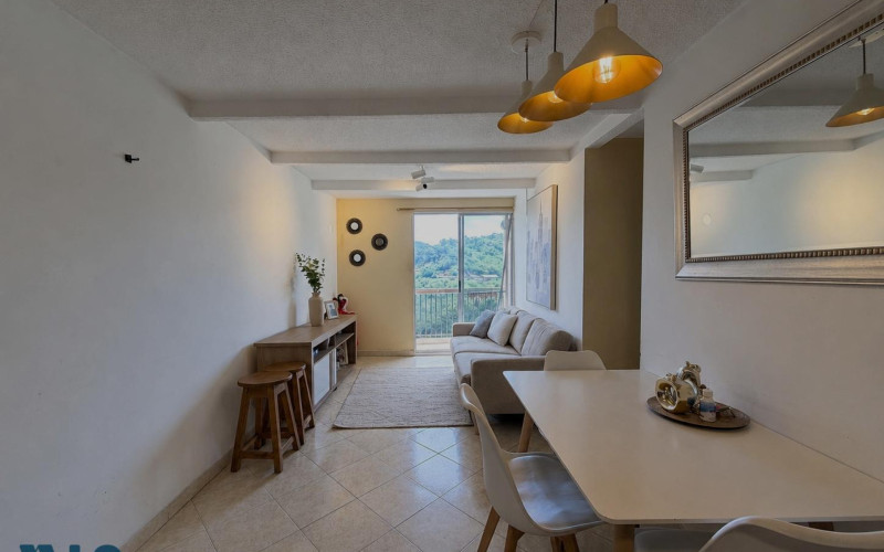 Apartamento en Medellín en Los Colores