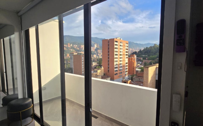 Luxury Duplex Penthouse for Sale in Laureles Conquistadores, Medellín | Private 360° Rooftop Terrace & Airbnb Approved