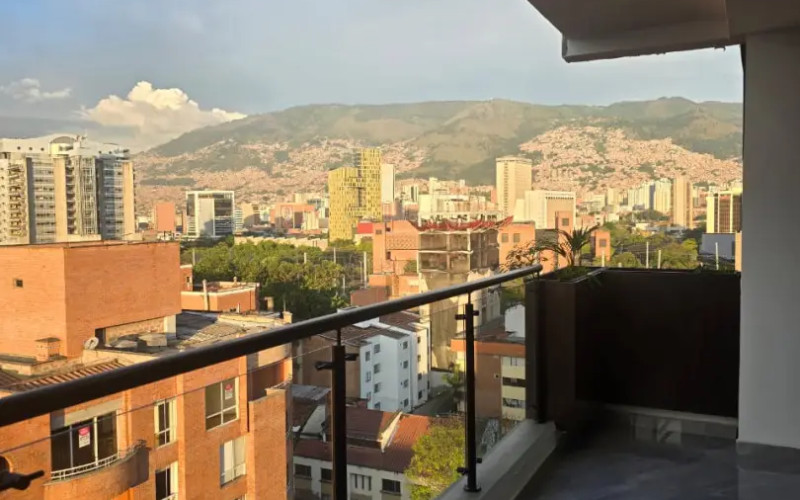 Luxury Duplex Penthouse for Sale in Laureles Conquistadores, Medellín | Private 360° Rooftop Terrace & Airbnb Approved