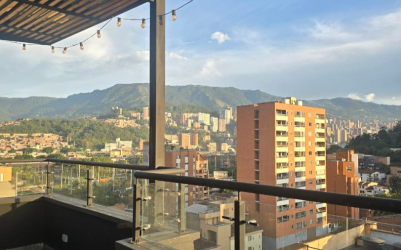 Luxury Duplex Penthouse for Sale in Laureles Conquistadores, Medellín | Private 360° Rooftop Terrace & Airbnb Approved