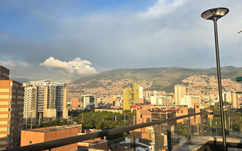 Luxury Duplex Penthouse for Sale in Laureles Conquistadores, Medellín | Private 360° Rooftop Terrace & Airbnb Approved