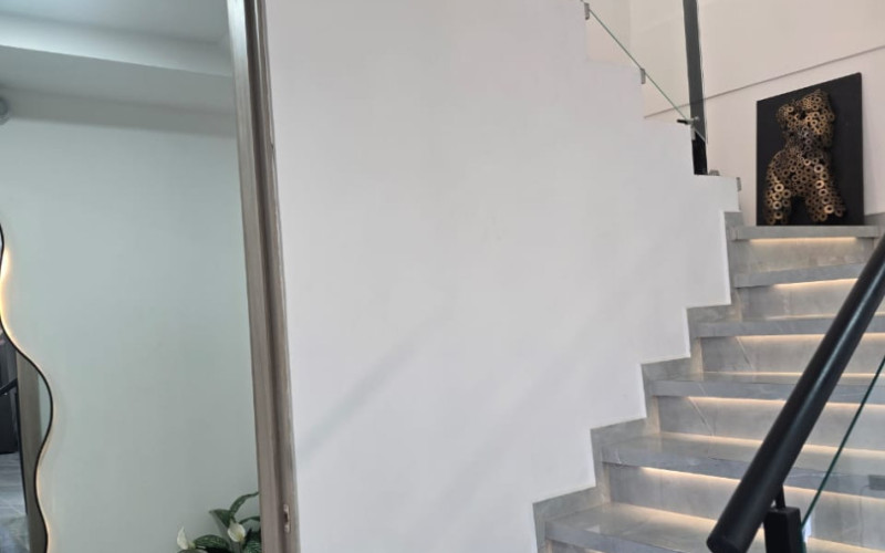 Luxury Duplex Penthouse for Sale in Laureles Conquistadores, Medellín | Private 360° Rooftop Terrace & Airbnb Approved