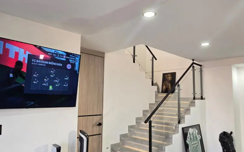Luxury Duplex Penthouse for Sale in Laureles Conquistadores, Medellín | Private 360° Rooftop Terrace & Airbnb Approved