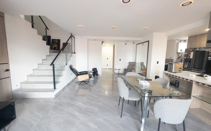 Luxury Duplex Penthouse for Sale in Laureles Conquistadores, Medellín | Private 360° Rooftop Terrace & Airbnb Approved