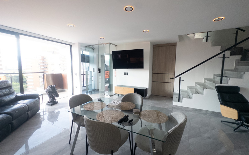 Luxury Duplex Penthouse for Sale in Laureles Conquistadores, Medellín | Private 360° Rooftop Terrace & Airbnb Approved