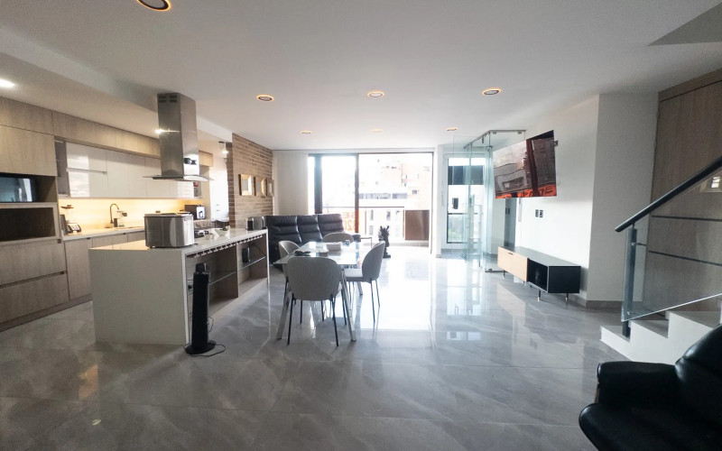 Luxury Duplex Penthouse for Sale in Laureles Conquistadores, Medellín | Private 360° Rooftop Terrace & Airbnb Approved