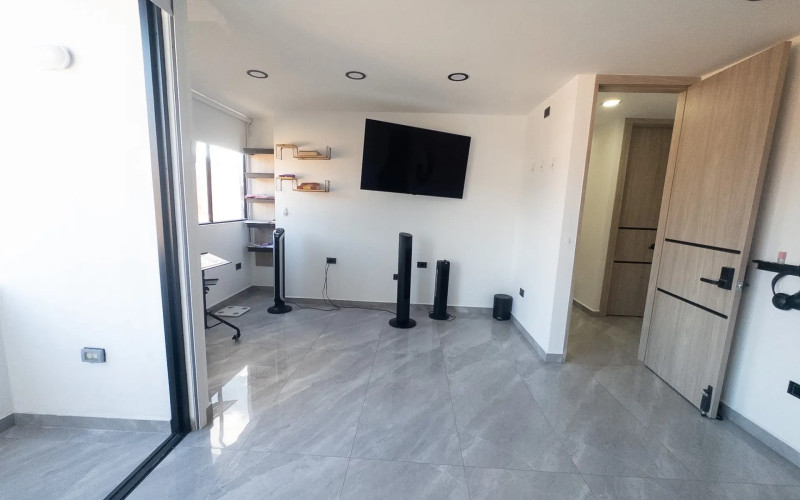 Luxury Duplex Penthouse for Sale in Laureles Conquistadores, Medellín | Private 360° Rooftop Terrace & Airbnb Approved
