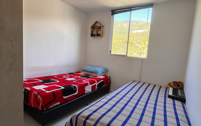 3-Bedroom Apartment for Sale in Copacabana (Porton del Norte) | Mountain View & Parking
