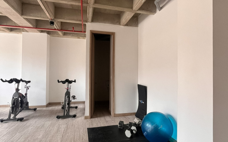 Modern Studio Apartment for Sale in Sabaneta | Las Vegas Ave Area - 10th Floor Mountain View