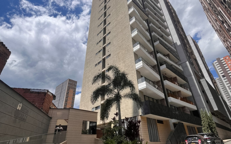 Modern Studio Apartment for Sale in Sabaneta | Las Vegas Ave Area - 10th Floor Mountain View