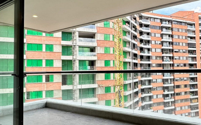 Brand New Luxury Apartment for Sale | Las Palmas, Medellin | 2 Bed, East View