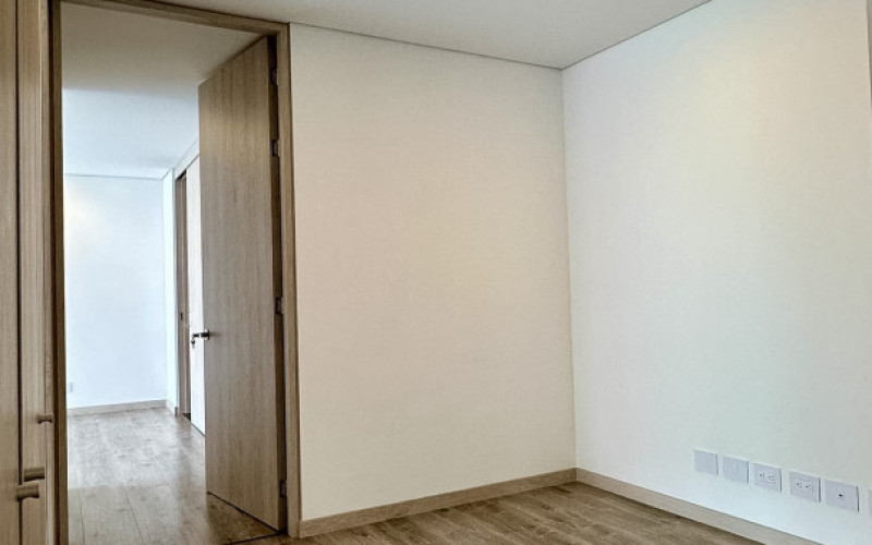 Brand New Luxury Apartment for Sale | Las Palmas, Medellin | 2 Bed, East View