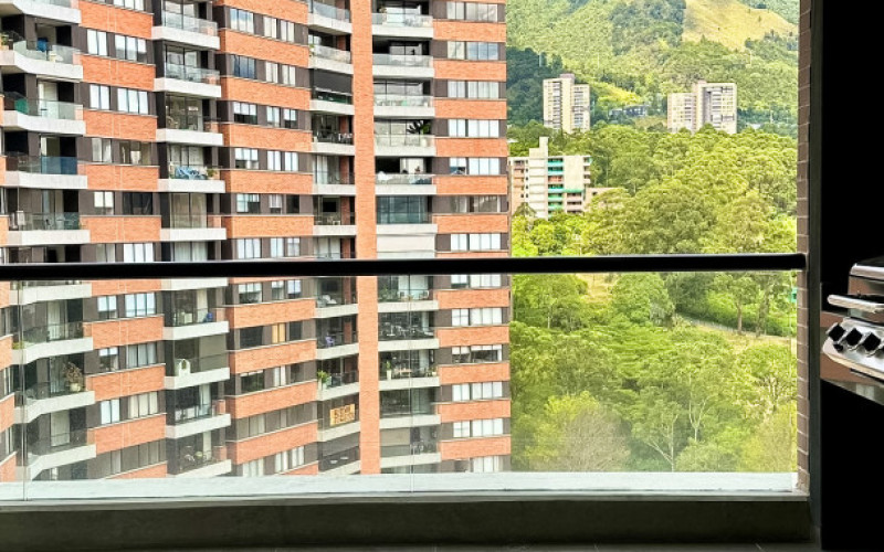 Brand New Luxury Apartment for Sale | Las Palmas, Medellin | 2 Bed, East View