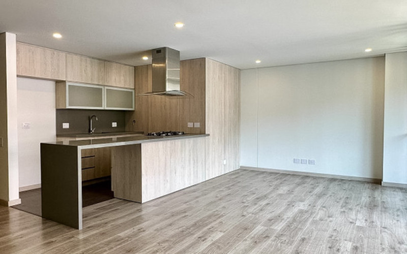 Brand New Luxury Apartment for Sale | Las Palmas, Medellin | 2 Bed, East View