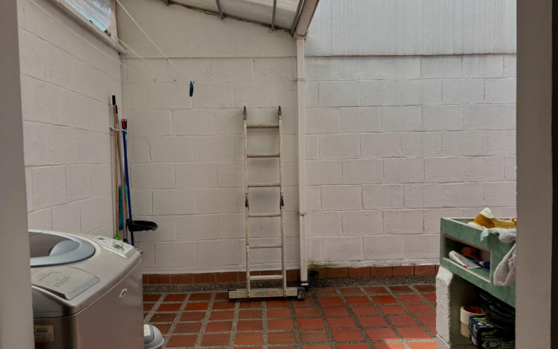 Casa en Envigado en Loma del Barro
