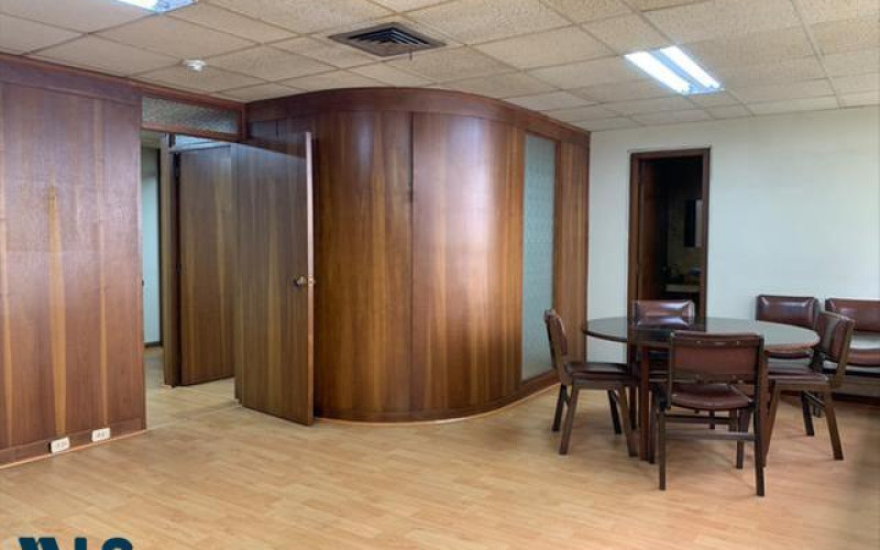 Oficina en Medellín en El Poblado