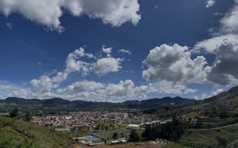Apartamento en La Ceja en Urbano (La Ceja)