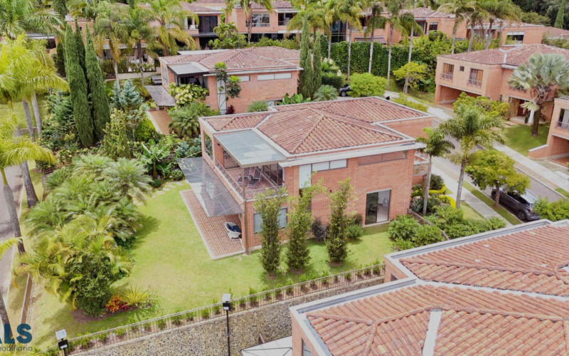 Casa en Medellín en El Poblado