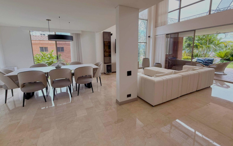 Casa en Medellín en El Poblado