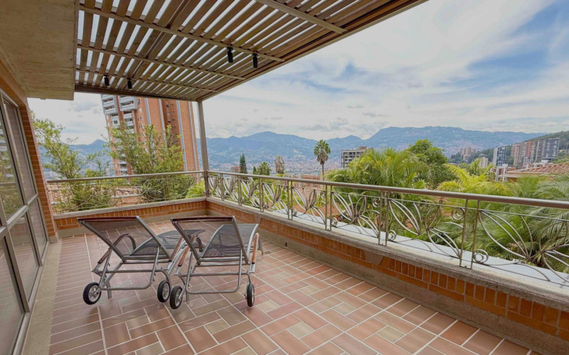 Casa en Medellín en El Poblado