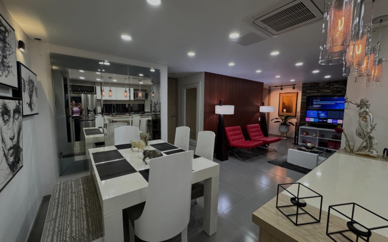 Apartamento en Medellín en Laureles