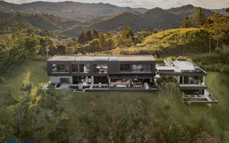 Casa en El Retiro en V. Carrizales