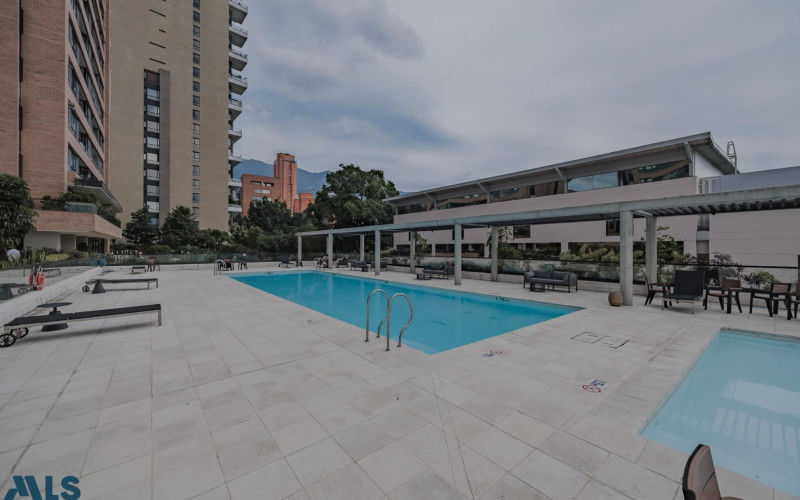 Apartamento en Medellín en Lalinde