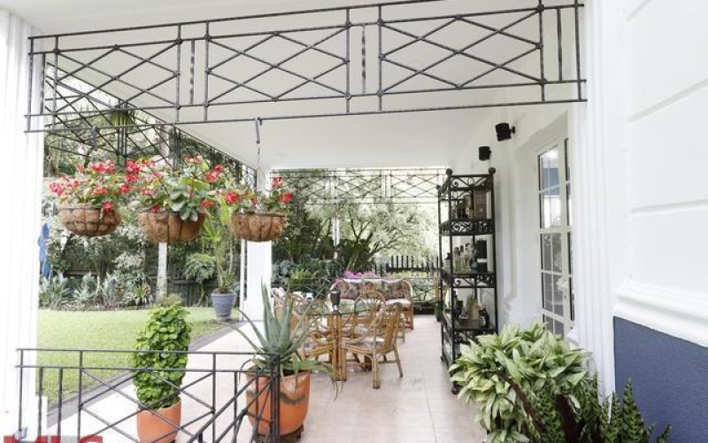 Casa en Medellín en Los Naranjos