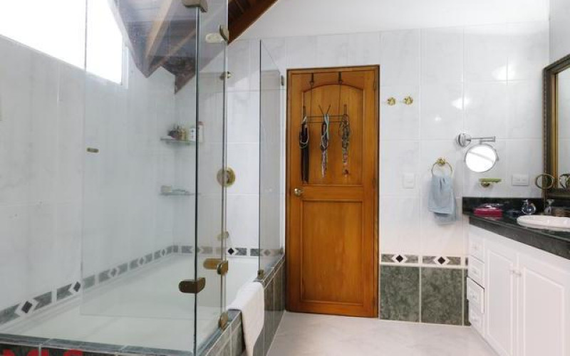 Casa en Medellín en Los Naranjos