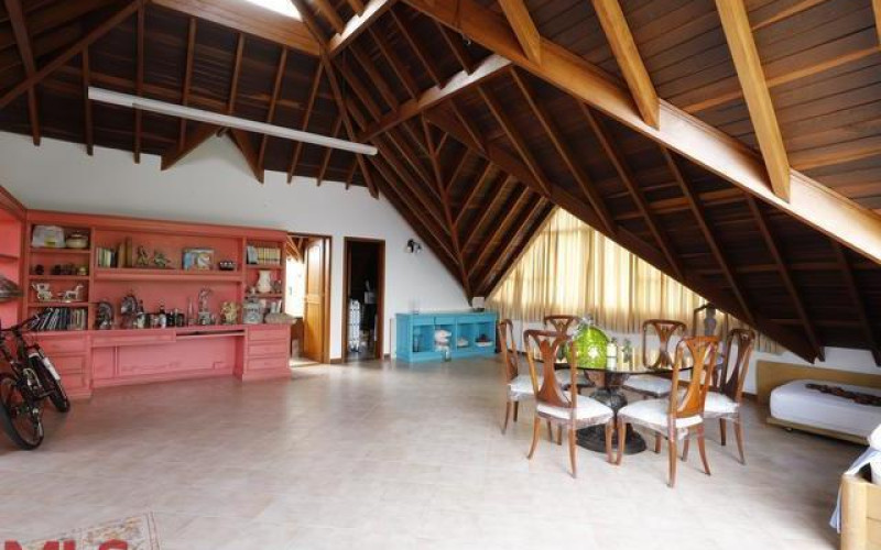 Casa en Medellín en Los Naranjos