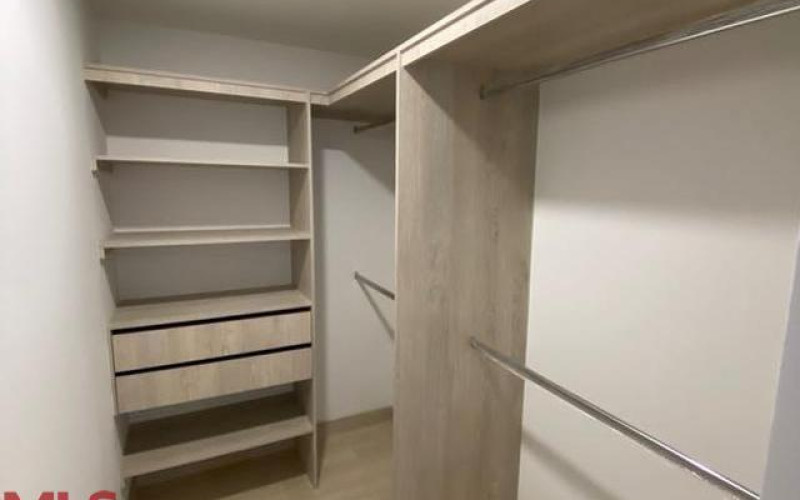 Apartamento en Sabaneta en Alto de Las Flores